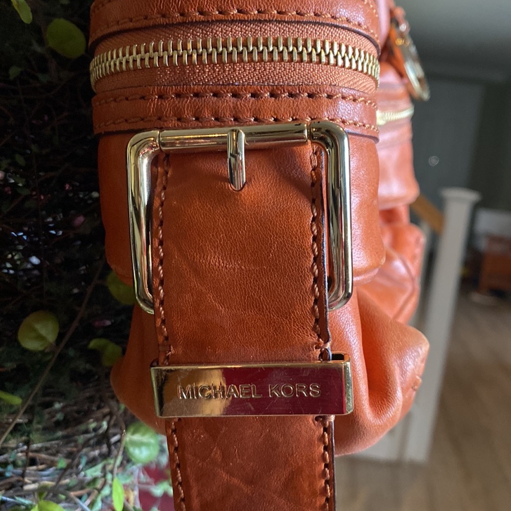 👜MICHAEL KORS Leather Collection - Burnt Orange Shoulder Bag - Picture 6 of 13